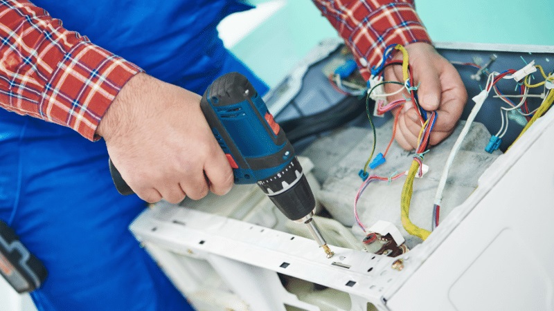 Soma Uğur Uğur çamaşır makinesi kart tamiri – Su almama arızası orijinal parça ile giderildi. - Teknik servis örneği